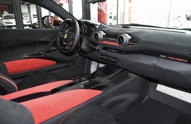 Ferrari 812 Competizione interior