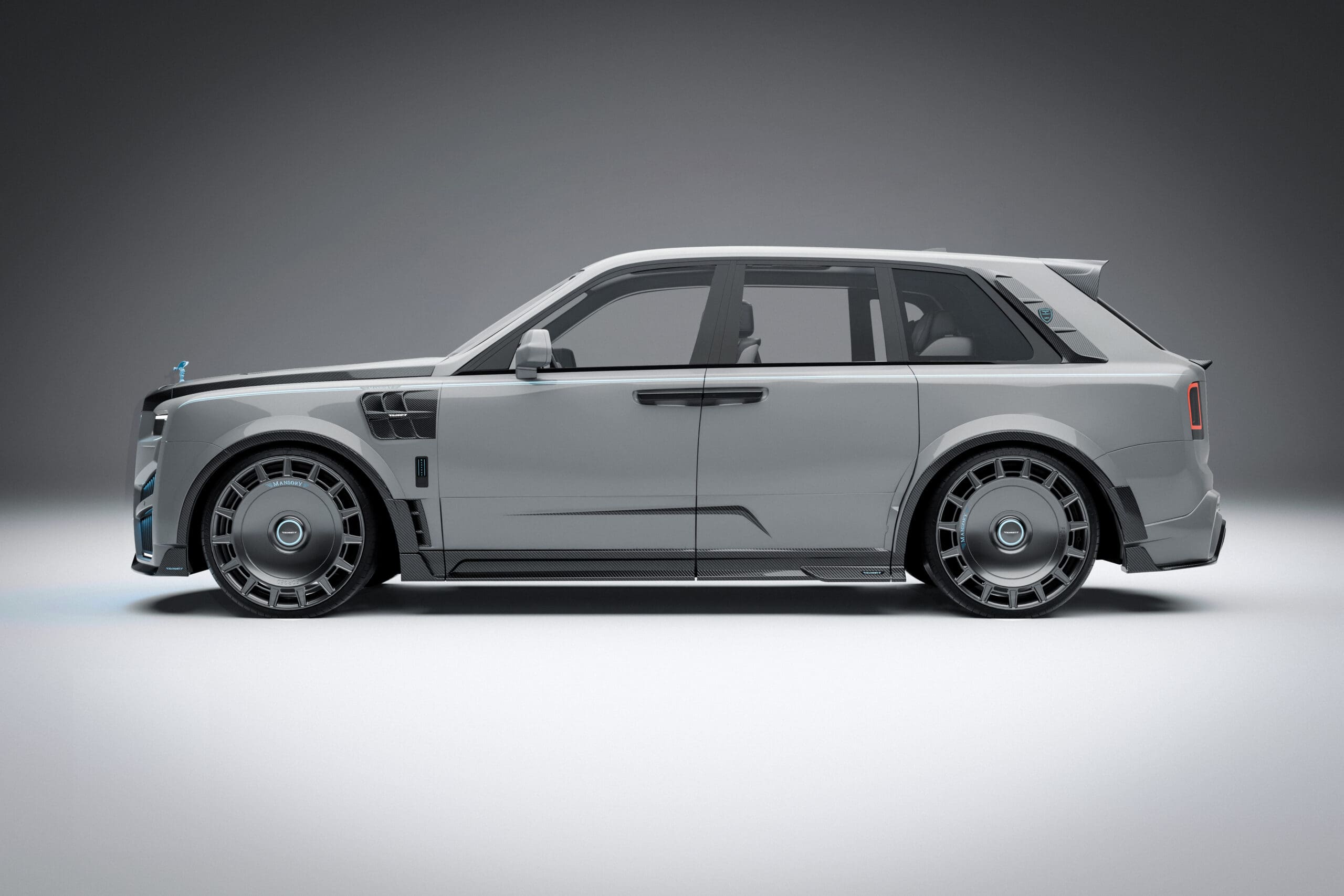 Rolls Royce Cullinan Mansory side view
